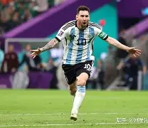 Kaiyun Sports-包含从梅西在加拿大队比赛中关键助攻到集结日勒沃库森备战欧超杯，广东宏远临场应变备战中超的词条